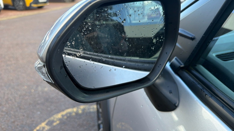 Toyota Yaris Cross 1.5 Hybrid Design 5dr CVT Hybrid Estate